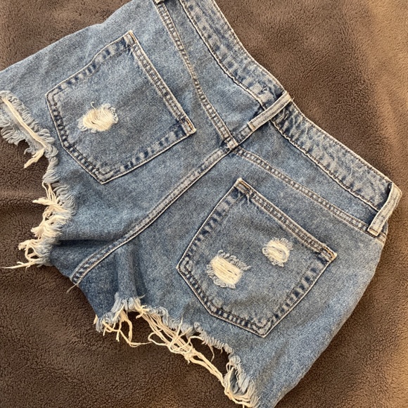 Shorts - Picture 2 of 2